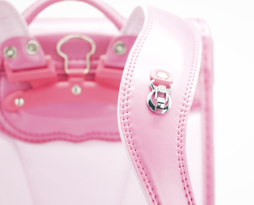 專屬胸前別緻吊鉤