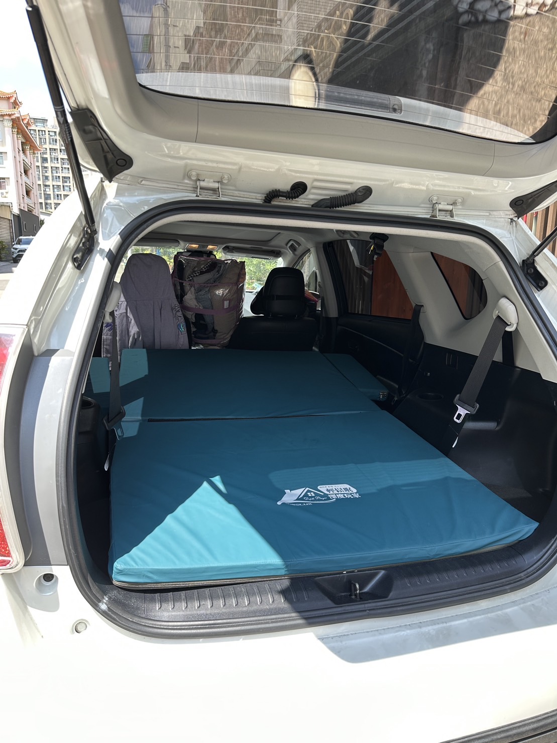 B款  TOYOTA Prius Alpha