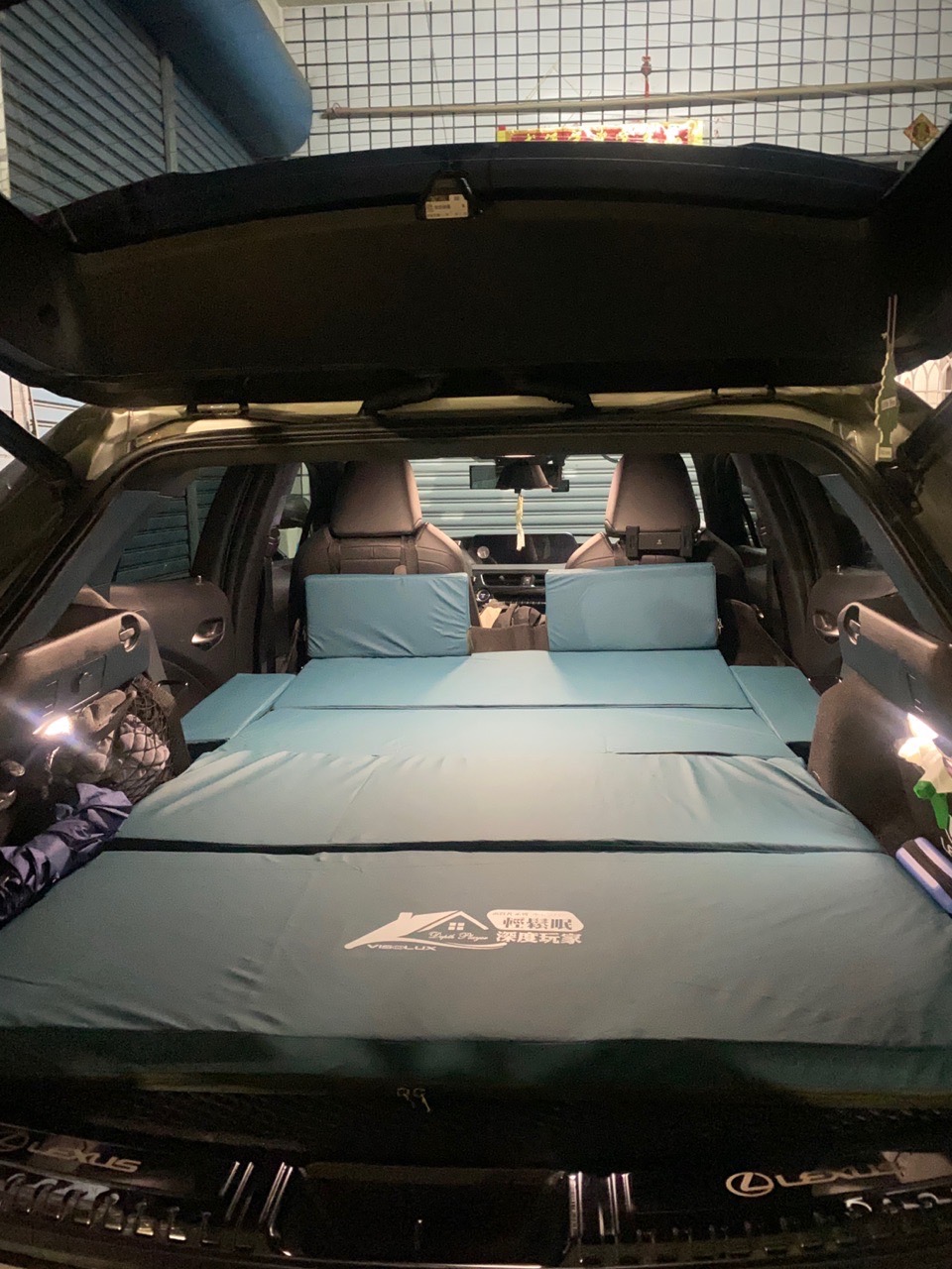 B款 Lexus UX