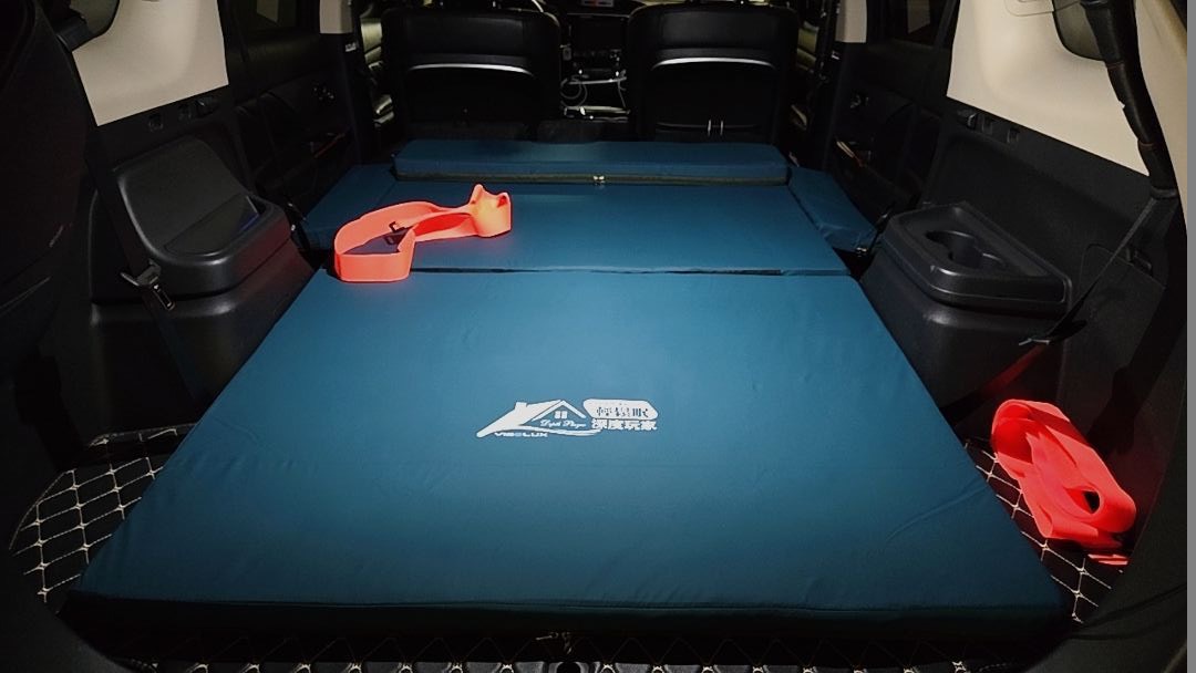 B款 三菱 Outlander 7人座