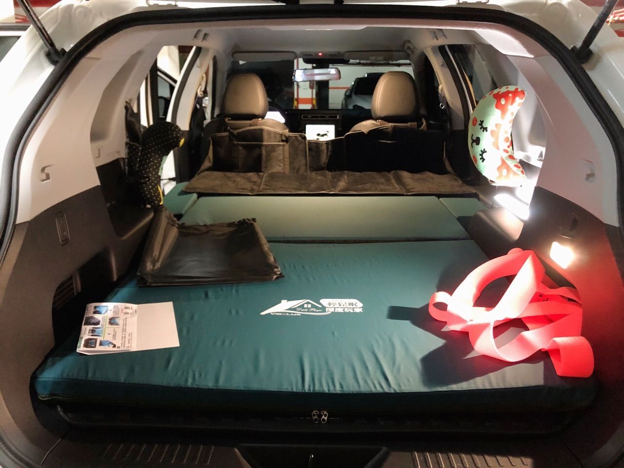 B 款  Luxgen N7  7人座  / 5人座(已有整平套件)