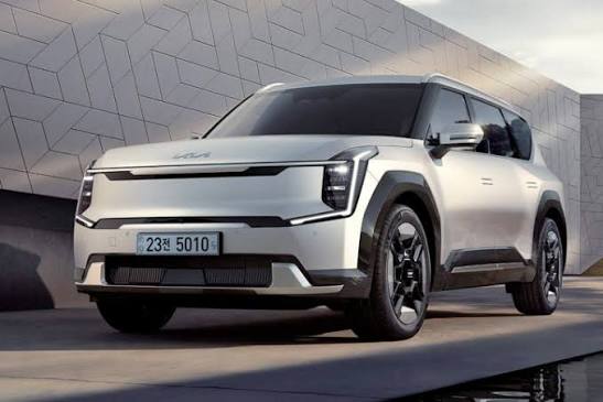 KIA EV9  2/3/3 座佈局 車型