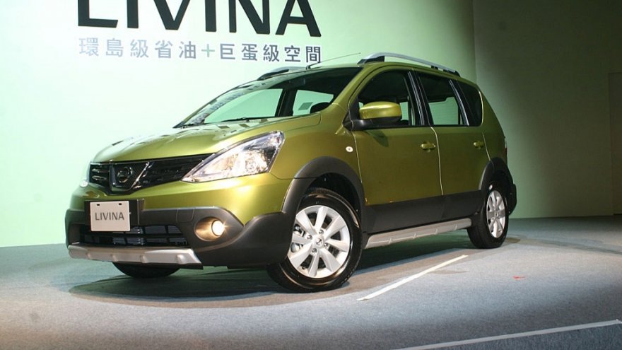NISSAN LIVINA (後備箱有原廠整平套件)