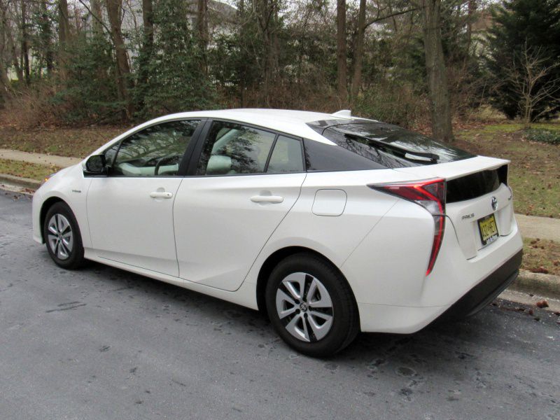 TOYOTA Prius  2018